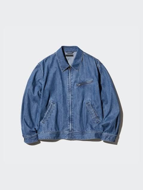 Uniqlo Zip Up Jacket (Denim) (Category: Coats, Jackets and Outerwear) located in Baguio. Submitted by labelleferroniere (Listing ID 1469163491, Image 2). Description: Size L Dimensions can be seen on photos Color Rate 9.5/10 Issue : n/a.