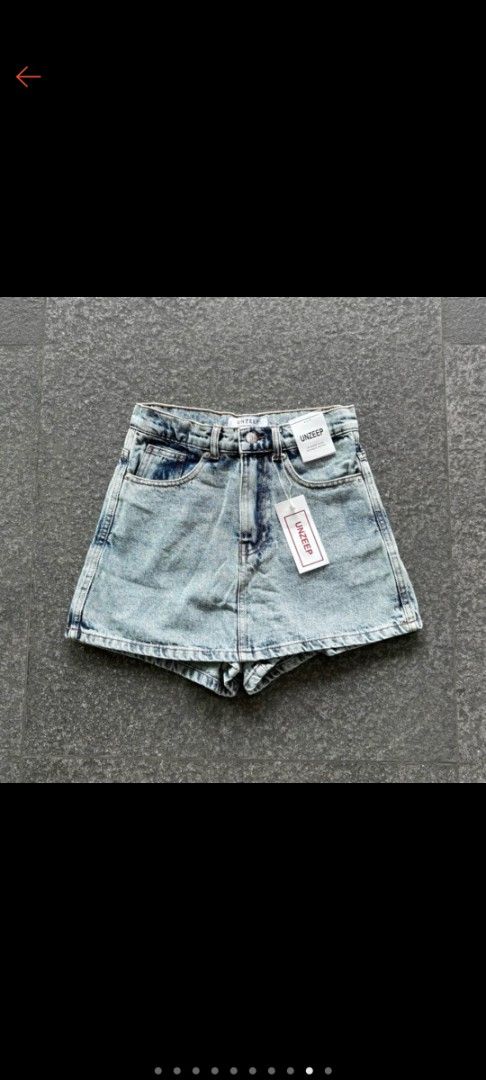 Unzeep Light Wash Denim Skort (Category: Skirts) located in Pasay City. Submitted by umuulan (Listing ID 1469308947, Image 1). Description: -light wash color like so nice color to have -waist 30 -di bagay sakin huhu or just not sanay wearing skort -skort to hehe not skirt -super ganda quality huhu would like to keep pero di ko talaga style 🥹 payment: maribank, gcash, gotyme, bdo delivery: lalamove, j&t shipping only every monday-wednesday meetup