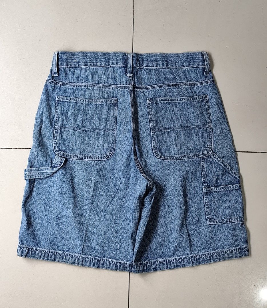 URBAN STAR CARPENTER DENIM JORTS (Category: Shorts) located in Caloocan City. Submitted by carlo_pwd (Listing ID 1469304602, Image 1). Description: BRAND - URBAN ST WAIST - 32 LENGTH - 22 HEM - 12.