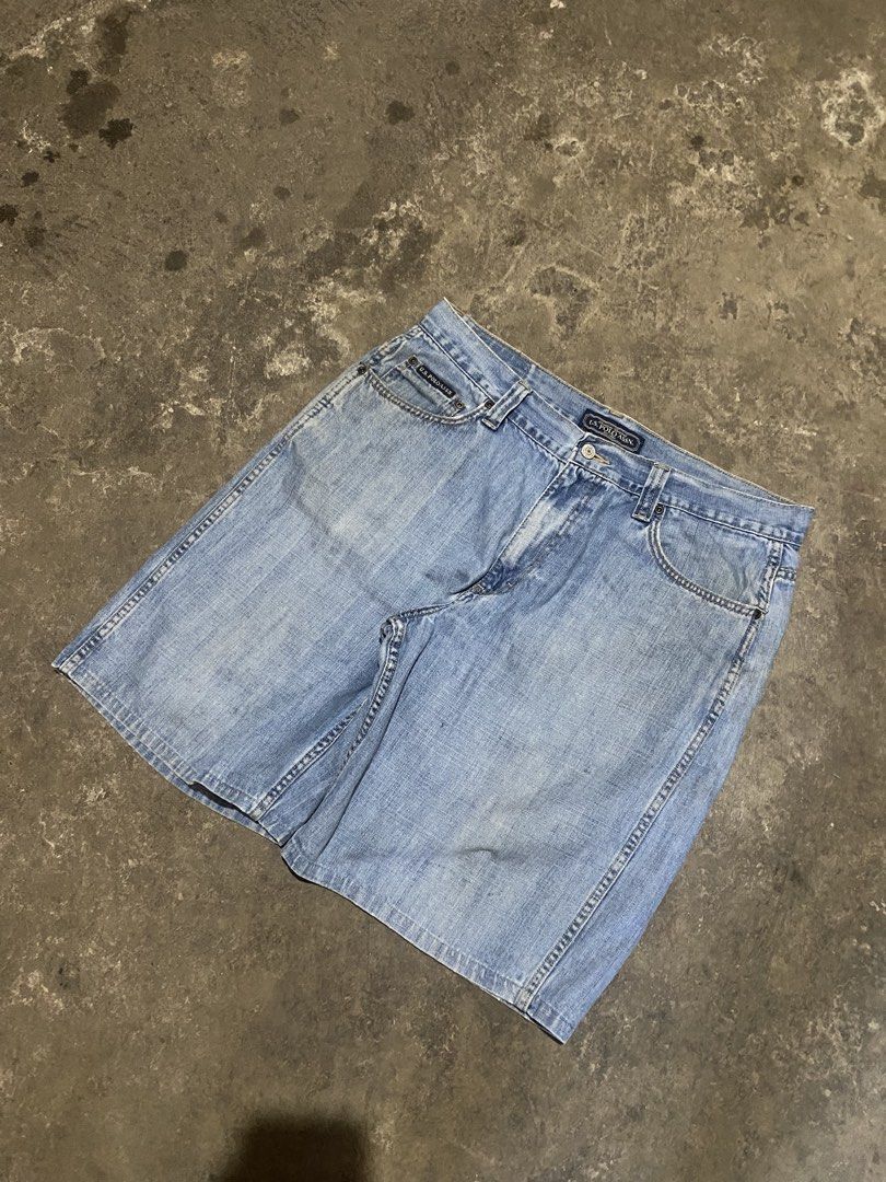 U.S POLO ASSN. (Category: Shorts) located in Kalibo. Submitted by joshuabeyaban (Listing ID 1469207266, Image 1). Description: WAIST -36 LENGTH -22 HEM -13 EXCELLENT CONDITION NO ISSUES NEED WASH.