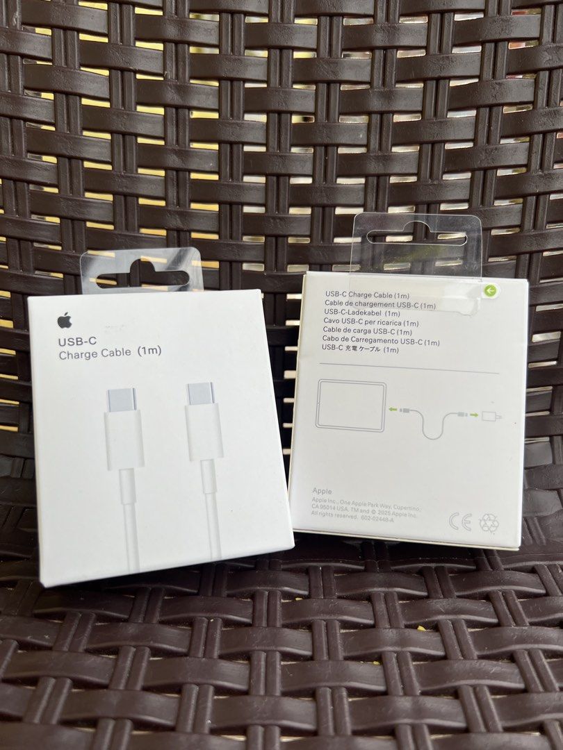 USB-C Cable Cord 1 Meter for iPhone, iPad & MacBook (Category: Cables & Chargers) located in Manila. Submitted by warm_jamin (Listing ID 1469367384, Image 2). Description: USB-C Cable Cord 1 Meter for iPhone, iPad & MacBook 🔌 Compatible with iPhone 16, 17, and 18 series, plus compatible iPad and MacBook models. 📏 Length: 1 meter 📦 On-hand items, ready for delivery 🚚 Same-day delivery around Manila 📍 Pickup and Lalamove delivery available 📩 