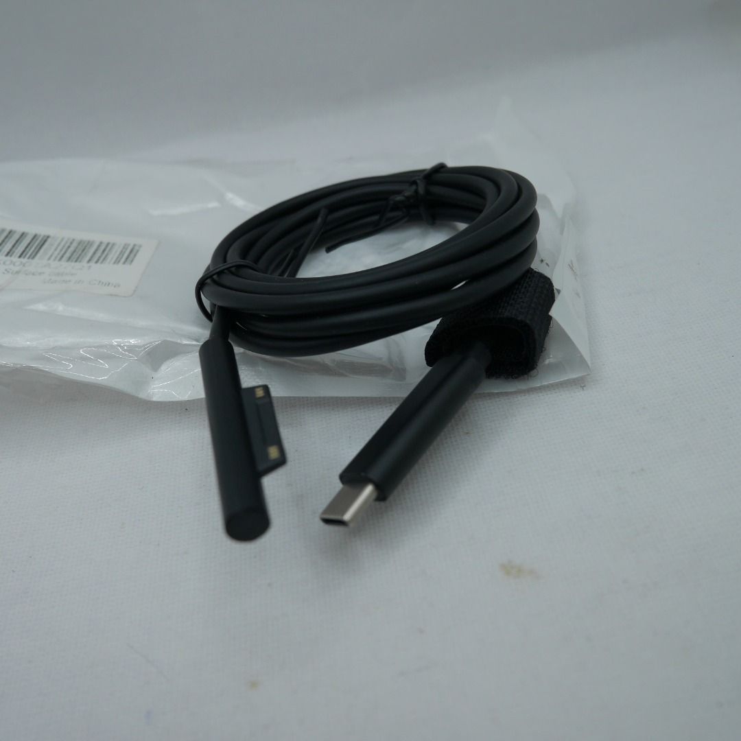 USB-C to Microsoft Surface Connect Charging Cable – Black (Category: Chargers) located in Valenzuela. Submitted by cletini (Listing ID 1469313057, Image 2). Description: •• 📌 Description: Black charging cable with USB-C connector on one end and magnetic Microsoft Surface Connect connector on the other. • Useful for charging compatible Microsoft Surface devices using a suitable USB-C Power Delivery (PD) charger or power bank. • • Black cable • US