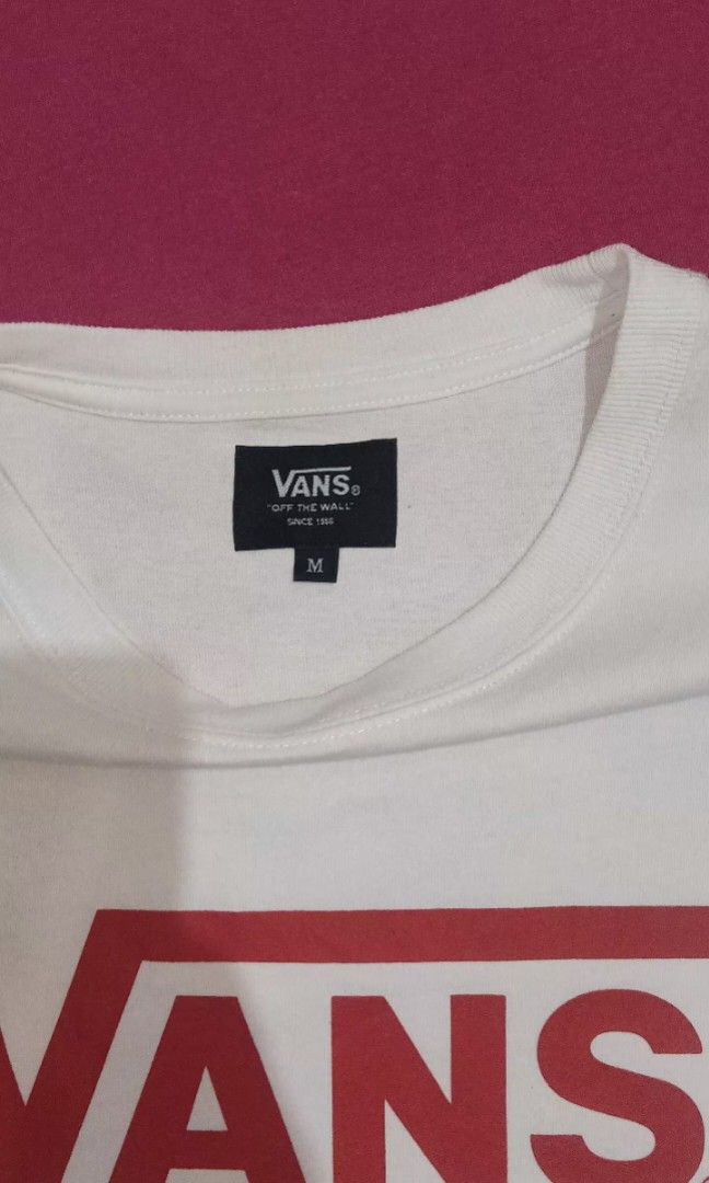 Van's (Category: Tshirts & Polo Shirts ) located in Jasaan. Submitted by ren063090 (Listing ID 1469165735, Image 3). Description: Medium -Large W-18 L27.