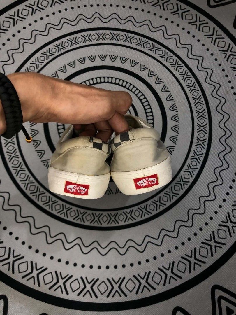 Vans Checkerboard Era Skate 🫶 (Category: Sneakers) located in Manila. Submitted by sonkicks (Listing ID 1469314736, Image 3). Description: - Brand: Vans - Style: Classic Checkered Skate Shoes - Colorway: Cream and Black - Size: US Men 10.5 / US Women 12.0 / UK 9.5 / EUR 44.0 - Features: Low-top design, lace-up fastening, signature waffle rubber outsoles, and red 'Off The Wall' heel patch - Perfect for casual, everyday wear.
