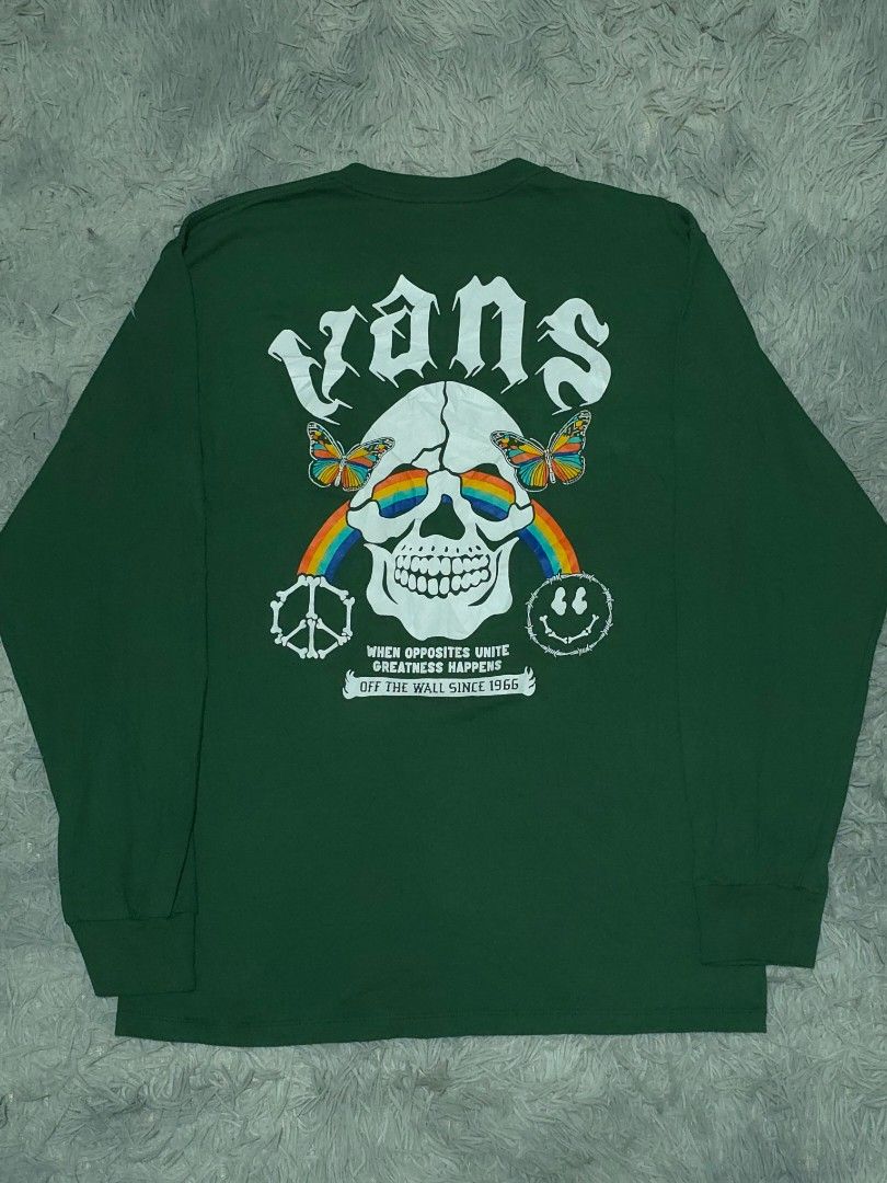 Vans Green Longsleeves (Category: Tshirts & Polo Shirts ) located in Abulug. Submitted by humanwhosellthings (Listing ID 1469321973, Image 2). Description: Size Medium 19W x 28L Excellent Condition No issue.