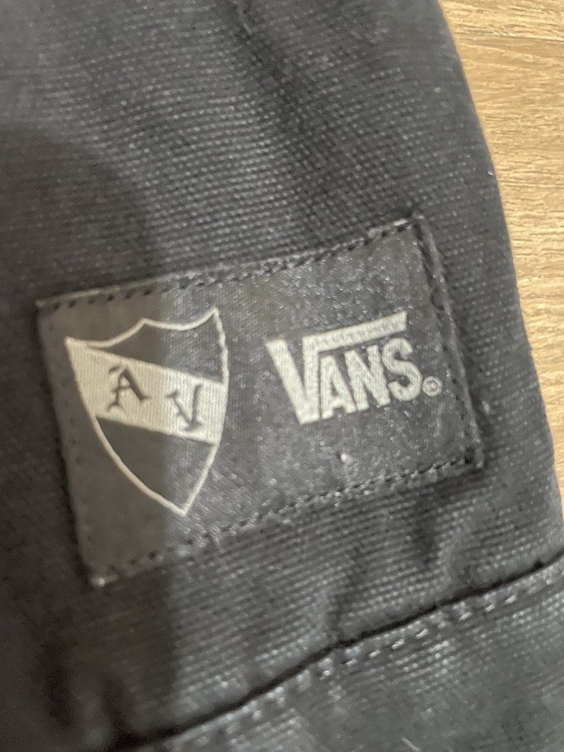 Vans Hooded Trucker Jacket Size S (Category: Coats, Jackets and Outerwear) located in Manila. Submitted by charlie665 (Listing ID 1469163685, Image 3). Description: Size: Small dimes: W54.5cm; L64.5cm condition: good with signs of use location: Pasig .