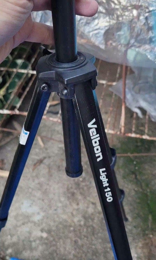 velbon light tripod (Category: Tripods & Monopods) located in Sablan. Submitted by gongonshelley12 (Listing ID 1469168051, Image 3). Description: 350 ONLY VELBON LIGHT TRIPOD ALUMINUM LEGS; VERY HANDY GOODS NA GOODS PO ETO.