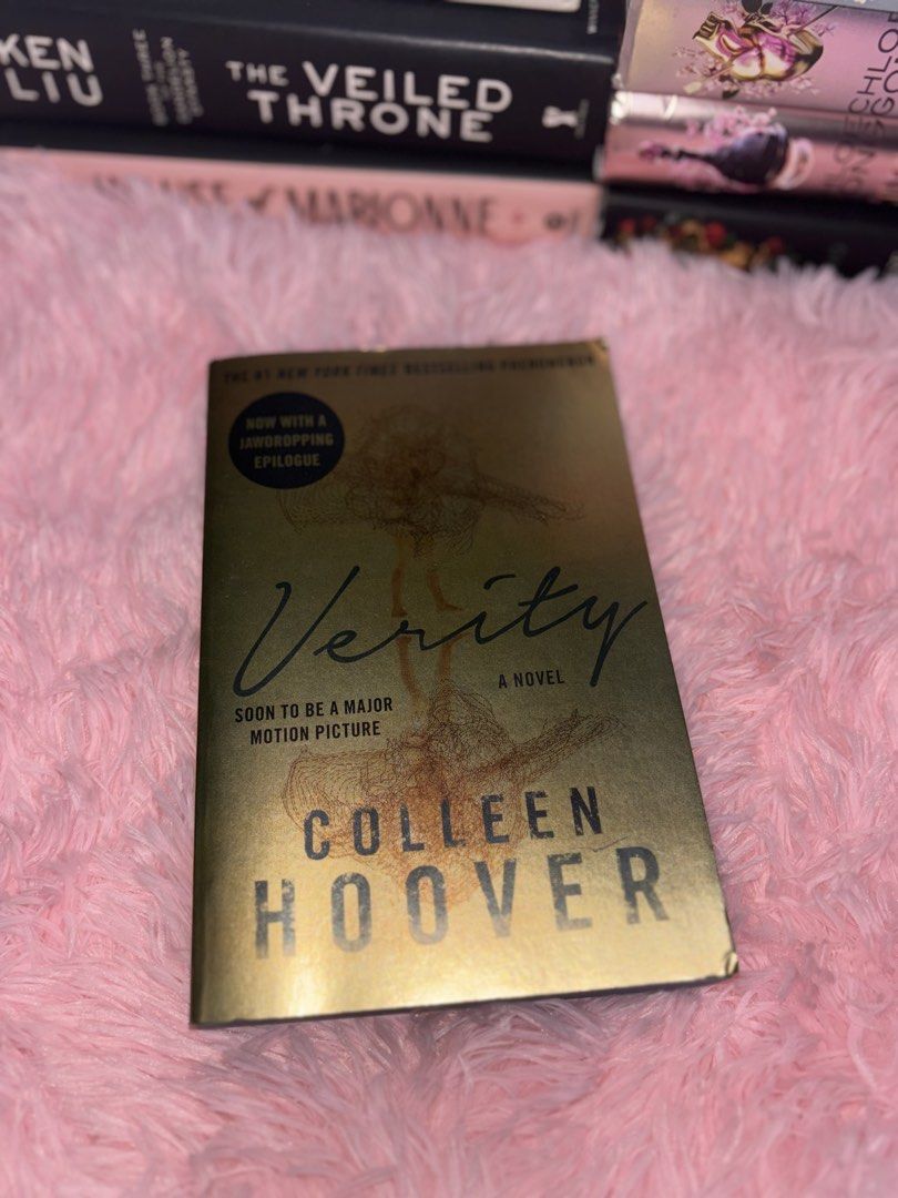 Verity by Colleen Hoover Novel Paperback (Category: Storybooks) located in Batangas. Submitted by solunarareads (Listing ID 1469202771, Image 1). Description: - Title: Verity by Colleen Hoover - Edition: Paperback with gorgeous blue painted edges - Special Feature: Includes the jaw-dropping epilogue - Condition: Read once, very good shape, clean pages, and solid spine - Perfect for: Psychological thriller fans before the movie comes out 📍Batanga