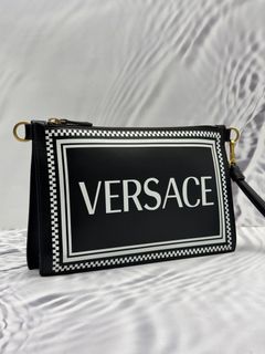 (Category: ) located in . Submitted by redrabbitluxury (Listing ID 1469261175, Image 1). Description: .