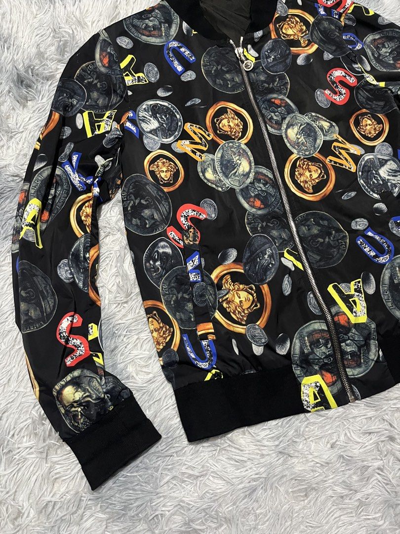 Versace Jacket (Category: Coats, Jackets and Outerwear) located in Sasmuan (Sexmoan). Submitted by winterclothes.ph (Listing ID 1469187307, Image 3). Description: Versace Jacket S-M Women’s Width 19 Length 24.5 Excellent Condition.