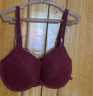 (Category: ) located in . Submitted by luxuryitem17 (Listing ID 1469196341, Image 1). Description: .