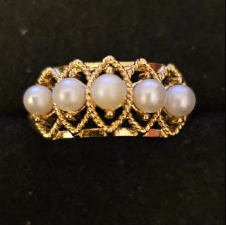 (Category: ) located in . Submitted by kathgoldvintagepreowned (Listing ID 1469198352, Image 1). Description: .
