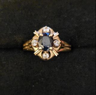 (Category: ) located in . Submitted by kathgoldvintagepreowned (Listing ID 1469197430, Image 1). Description: .