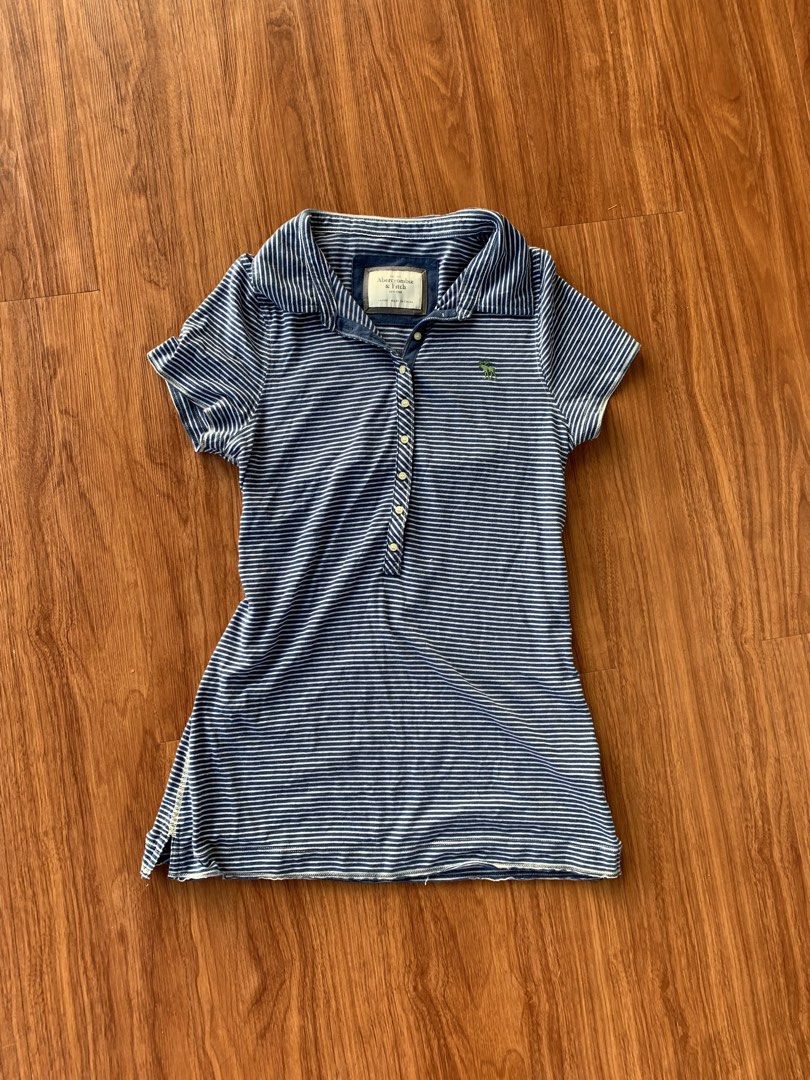 VINTAGE ABERCROMBIE TOPS (Category: Others Tops) located in Cebu City. Submitted by hiddenlabel (Listing ID 1469383694, Image 1). Description: GOOD CONDITION.