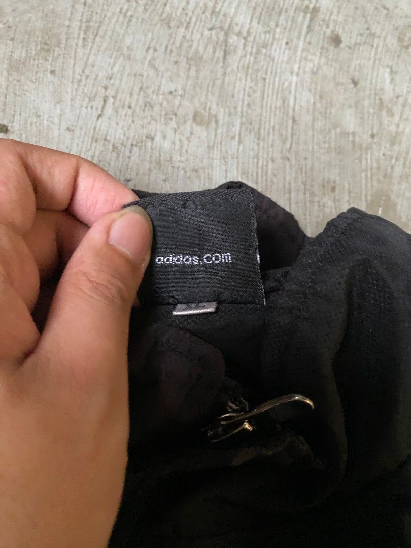 Vintage Adidas Black Track Jacket XL (Category: Coats, Jackets and Outerwear) located in Real. Submitted by koymiksbuynsell (Listing ID 1469266792, Image 3). Description: 21 width 27 length .