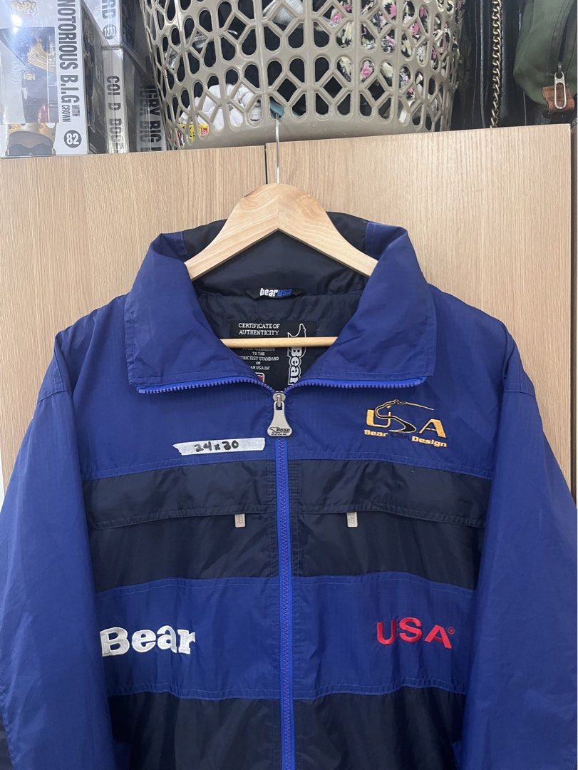 Vintage Bear USA Packable Hood (Category: Coats, Jackets and Outerwear) located in Mandaluyong City. Submitted by tatin_abad07 (Listing ID 1469217061, Image 3). Description: Bear USA XL, 24x30 Condition: 10/10 ₱680.00.