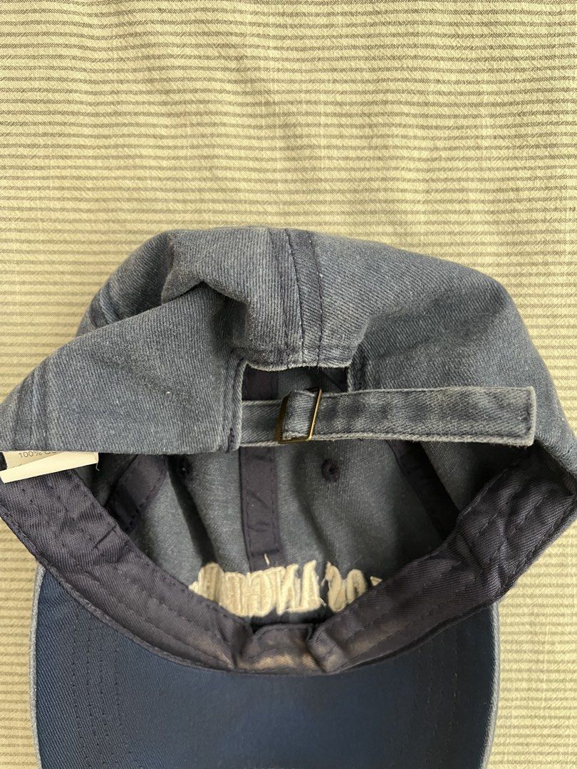 Vintage Cap LA Los Angeles (Category: Caps & Hats) located in Muntinlupa City. Submitted by coolthrifto (Listing ID 1469192721, Image 2). Description: No issues Almost brand new Once or twice used .
