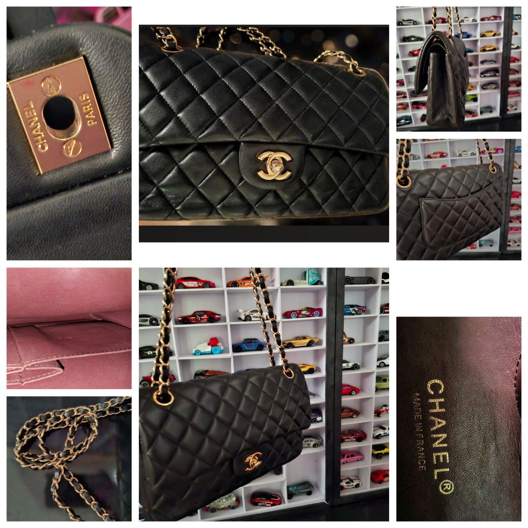 Vintage Change Flap (Category: Luxury Bags & Wallets) located in Cebu City. Submitted by thesocialr40743 (Listing ID 1469247710, Image 1). Description: 📌Clearance sale Then: 9500 Now: 5500 📌Got this from Thailand thrift center ( 3 yrs ago) Lost holo sticker it was just sticking pero wala na I guess dumikit sa filler/bag organizer ko before 🥲.