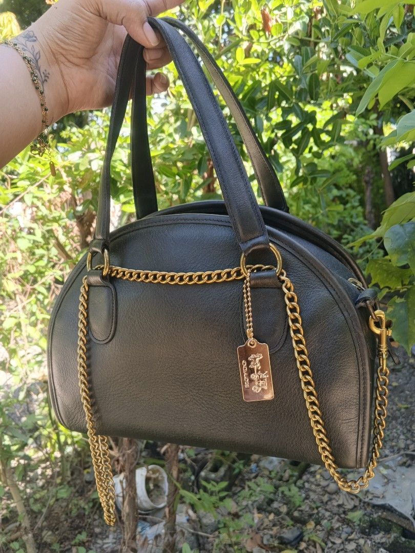 Vintage Coach Chadwick (Category: Luxury Bags & Wallets) located in Cabanatuan. Submitted by bagsyoulove (Listing ID 1469162960, Image 2). Description: .