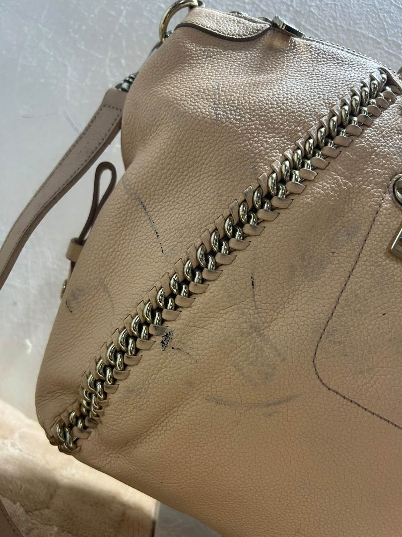 VINTAGE COACH LEATHER SATCHEL BAG (Category: Shoulder Bags) located in Caloocan City. Submitted by j3ngsanity (Listing ID 1469291140, Image 2). Description: ISSUE : NEED WASH / SIGN OF USAGE .