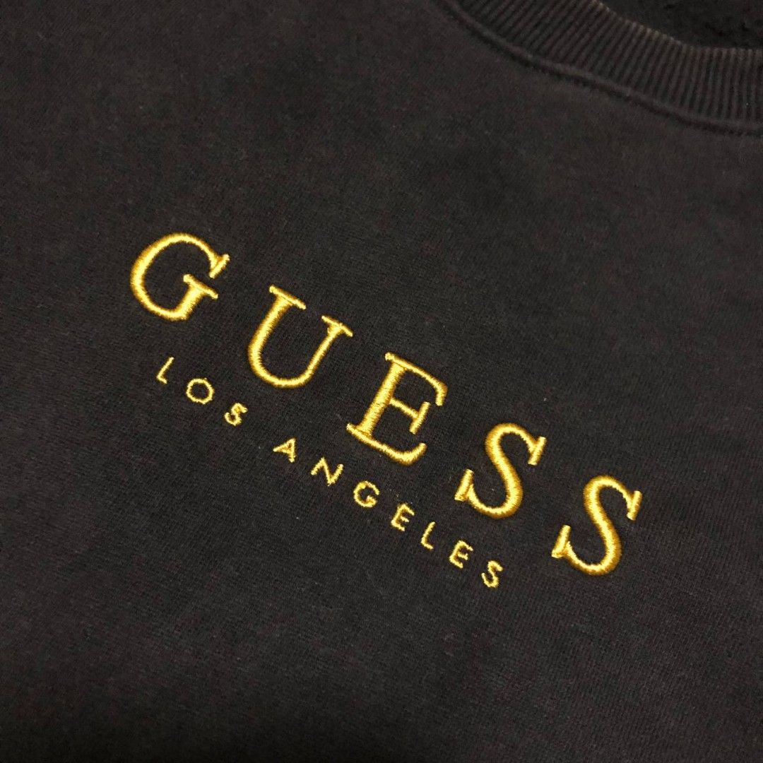 Vintage Guess Sweatshirt (Category: Activewear) located in Camiling. Submitted by thriftscape2024 (Listing ID 1469328379, Image 3). Description: Excellent Condition Color rate: 9/10 Issue: ❌❌❌ Dimes: W23xL27.