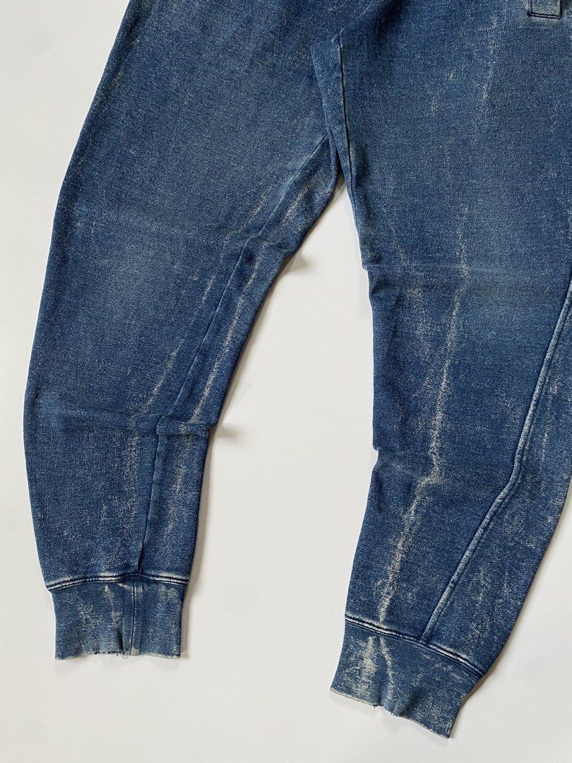 Vintage Helmut Lang Distressed Knit Pants (Category: Joggers) located in Baguio. Submitted by the_gunstore (Listing ID 1469325816, Image 3). Description: Size tagged: M Issue: None Waistline:15.5(31) Full Length:38.5 Thigh:12 Leg Opening:4.5 Inseam:28.5 Knee:9 Front Rise:11.