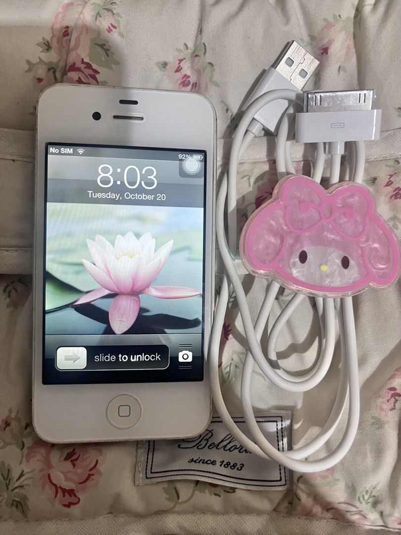 vintage iphone 4s digicam quality camera nostalgia (Category: Others) located in Quezon City. Submitted by shiikwa (Listing ID 1469288595, Image 1). Description: for sale~ pre-loved iPhone 4s 16gb with cord ( use any type C for adaptor) description: - smooth and no scratches - all working crips buttons malinaw both cam - super fast niya and not laggy - no apple id and no icloud - has 20+ mini games (ex: minecraft) - will delete all photos before 