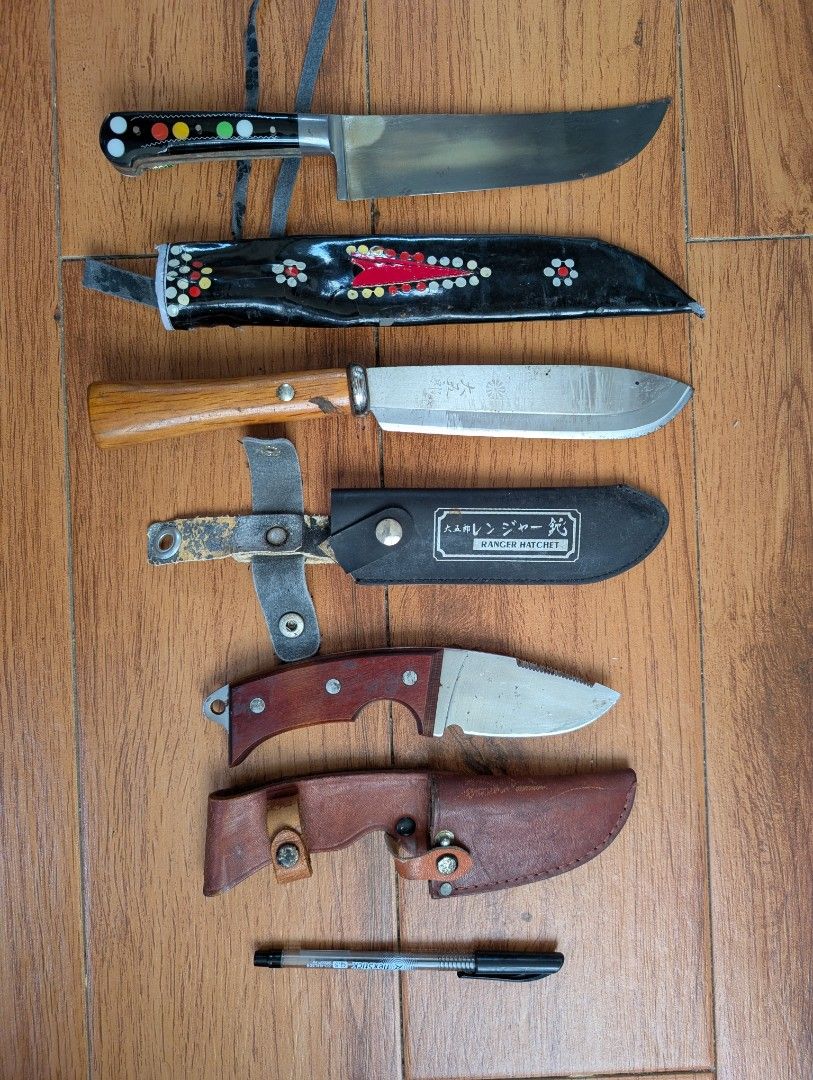 Vintage Mixed Knives (1.5k each) (Category: Knives & Chopping Boards) located in Naga. Submitted by kenshin78 (Listing ID 1469318227, Image 2). Description: - Set of 3 vintage hunting knives - 1.5k each .