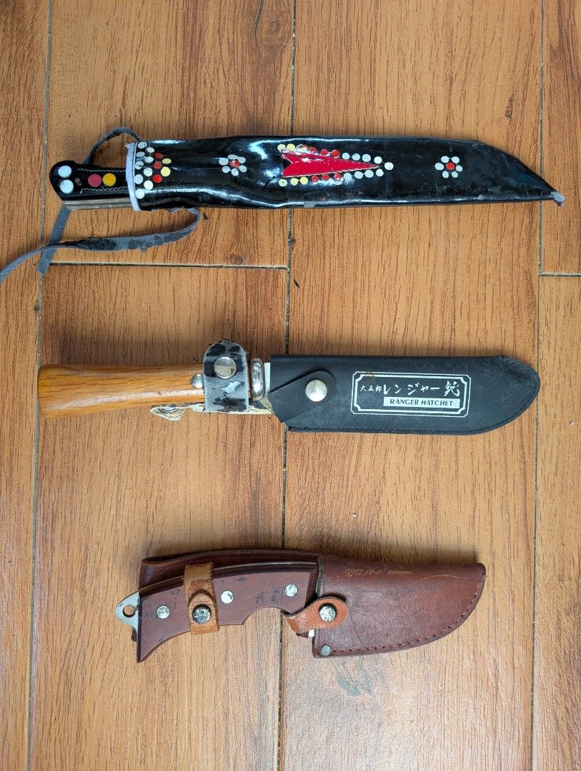 Vintage Mixed Knives (1.5k each) (Category: Knives & Chopping Boards) located in Naga. Submitted by kenshin78 (Listing ID 1469318227, Image 1). Description: - Set of 3 vintage hunting knives - 1.5k each .