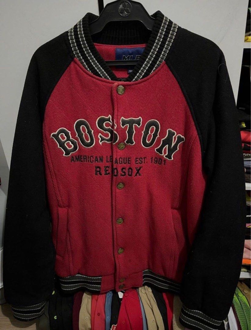 Vintage MLB Boston red sox varsity jacket (Category: Coats, Jackets and Outerwear) located in Angeles City. Submitted by ursenpaiu__ (Listing ID 1469165682, Image 1). Description: .