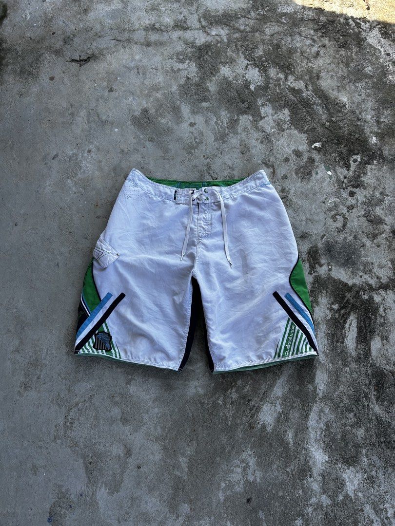 Vintage Multi Big Logo Quicksilver Boardshort (Category: Activewear) located in Balanga. Submitted by nothingtohold.co (Listing ID 1469284610, Image 1). Description: Vintage y2k Multi Big Logo Quicksilver Boardshort 34 on tag | 34 waistline | 22 length | 12.5 leg opening | 9.5 condition Issue: light stain, need wash, minor scratches, one run Gcash | jnt | bataan Vouch~vc.
