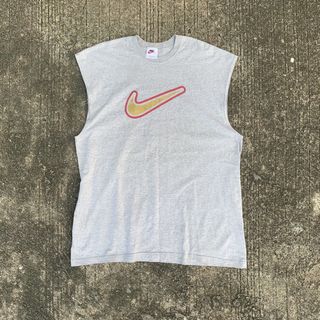 (Category: ) located in . Submitted by _thrift.clothes._ (Listing ID 1469167806, Image 1). Description: .