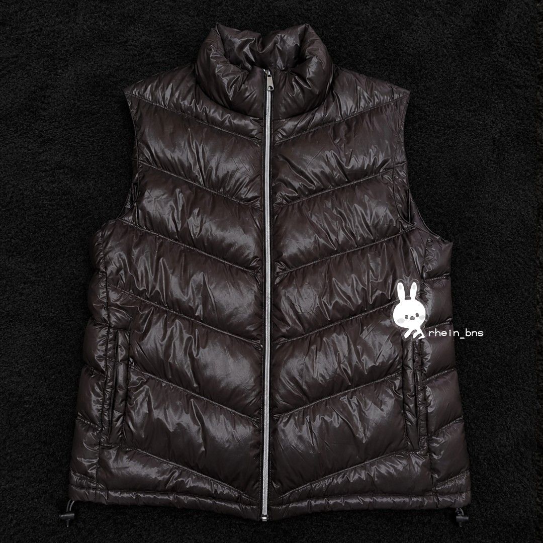 Vintage Open Dich Padded Puffer Jacket (Category: Coats, Jackets and Outerwear) located in Balanga. Submitted by rhein_bns (Listing ID 1469253028, Image 1). Description: .