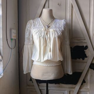 (Category: ) located in . Submitted by shop.mama (Listing ID 1469316260, Image 1). Description: .