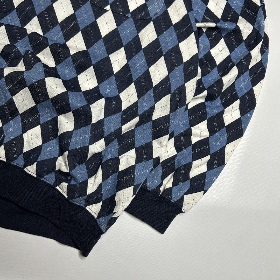 Vintage Scotch Boss Argyle Quarter Button Sweater (Category: Tshirts & Polo Shirts ) located in Antipolo. Submitted by wvyfrnds (Listing ID 1469169252, Image 3). Description: Vintage Scotch Boss Argyle Quarter Button Sweater Size: L Color: Blue Dimensions (Inches): Length: 27 Width: 24 Color Rate: 9/10 Issues - NONE 395 PLUS SF.