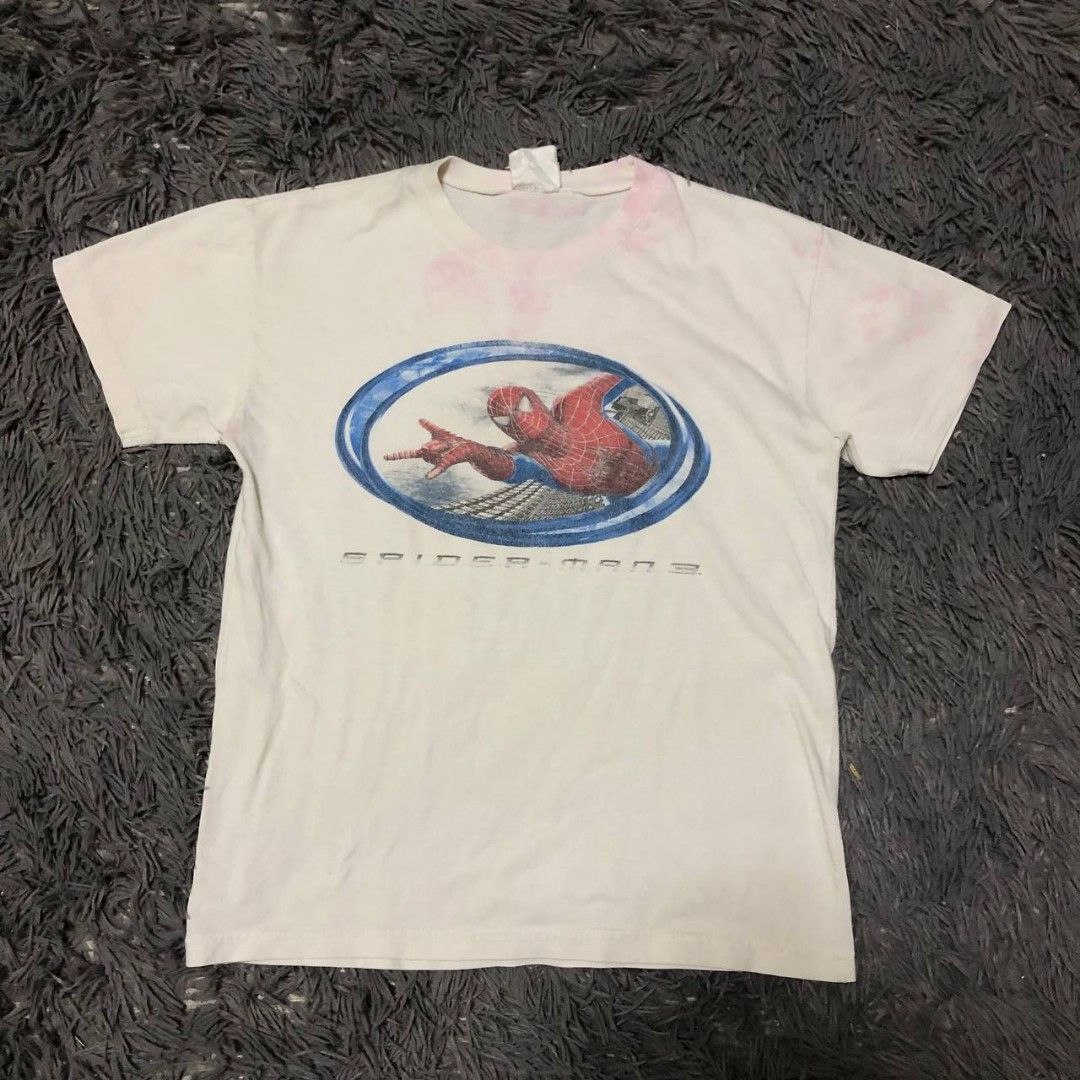 Vintage Spider Man Shirt (Category: Activewear) located in Camiling. Submitted by thriftscape2024 (Listing ID 1469332285, Image 1). Description: Excellent Condition Color rate: 9/10 Issue: stains Dimes: W17xL22.