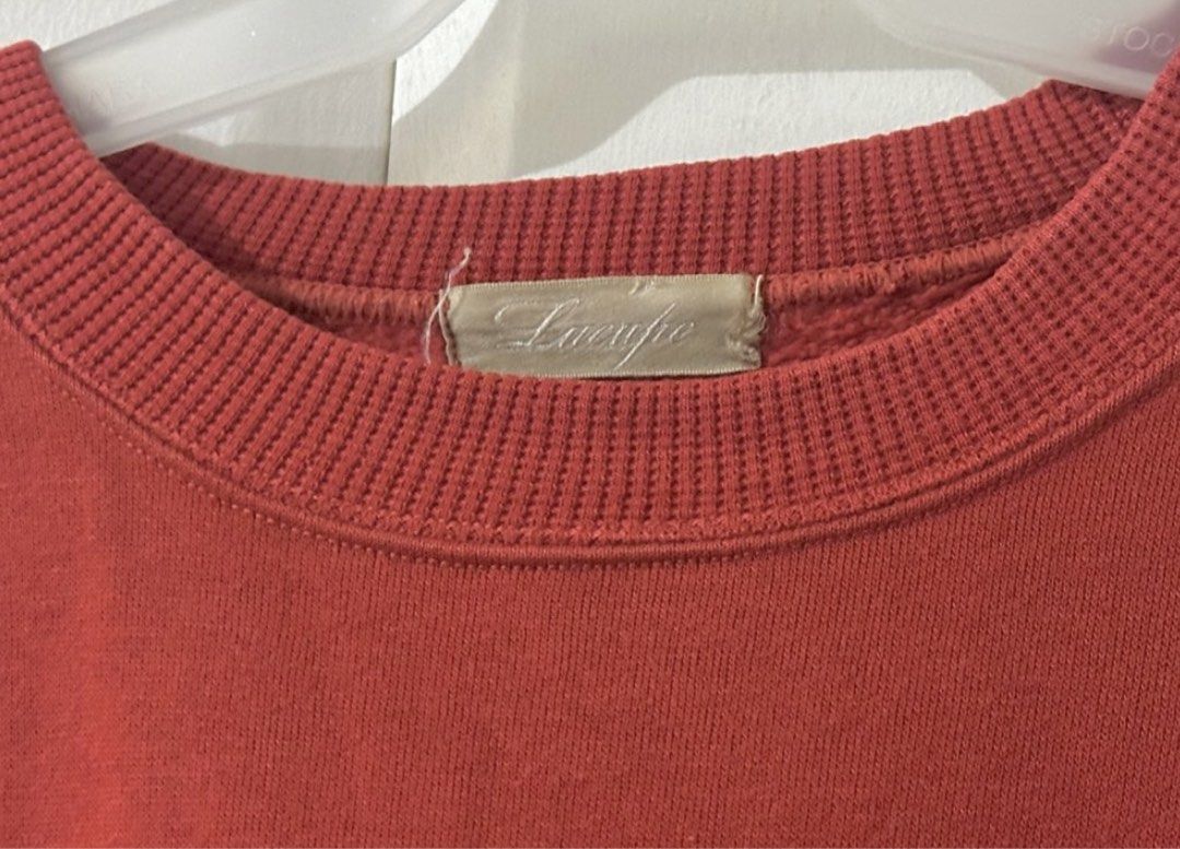 Vintage sweatshirt (Category: Coats, Jackets and Outerwear) located in Manila. Submitted by brownbutterlatte (Listing ID 1469321620, Image 3). Description: Used twice only. Fits xs (oversized fit) - semi medium RFS: decluterring Helping tags Zara Uniqlo Bershka Cotton On Mango Pull & Bear Stradivarius GU Cos H&M .