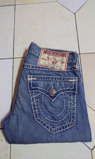 (Category: ) located in . Submitted by mkr7store (Listing ID 1460642572, Image 1). Description: .