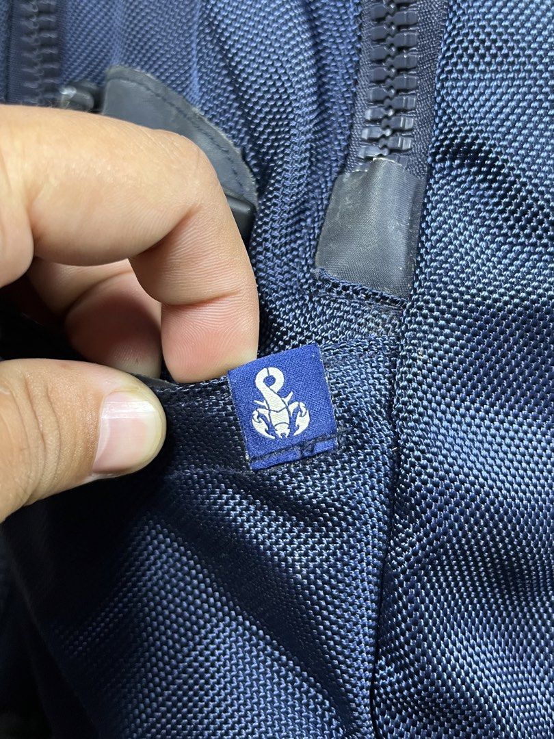 Visvim - Sophnet Cordura 20L Ballistic Backpack (Category: Backpacks) located in Cabanatuan. Submitted by cabsygoods (Listing ID 1469167222, Image 2). Description: Visvim - Sophnet Cordura 20L Ballistic Backpack Authentic Good condition Issue inside & back part Color rate 8.5/10 Presentable & Usable Dm to purchase! 📩.