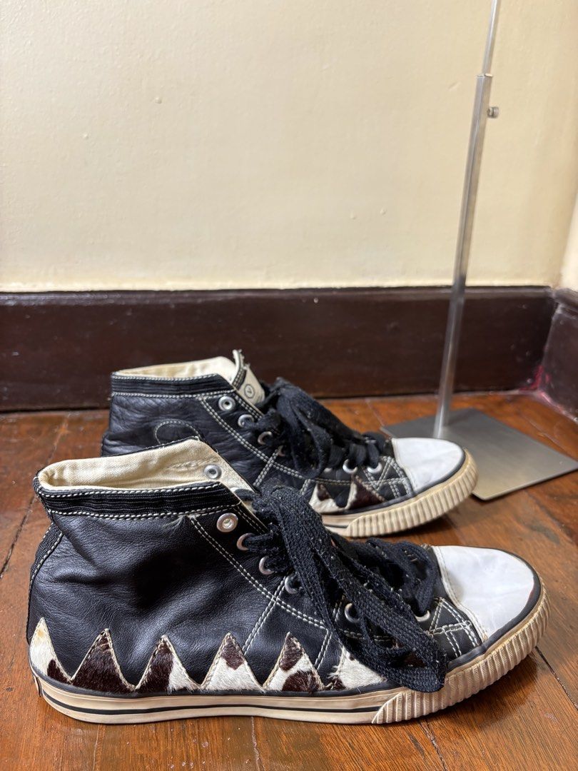 Visvim Kiefer Hi (Nez Perce / Cowhide Mountain Patchwork Edition) (Category: Casual Shoes) located in Manila. Submitted by earlylifecrisis (Listing ID 1469269073, Image 3). Description: Size 9.5 Condition 8.5/10 Measure it by inch Insole: 11.5 Outsole: 12.5 Heels: 1.5 •Refund / Returns not allowed allowed •Please do check the dimensions size on labels sometimes are not accurate on the sizing •Ask me before purchasing.
