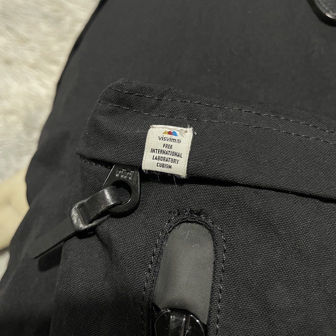 VISVIM Laminaria Backpack (Category: Luxury Bags & Wallets) located in Bauang. Submitted by thriftypockets92 (Listing ID 1469299275, Image 3). Description: .