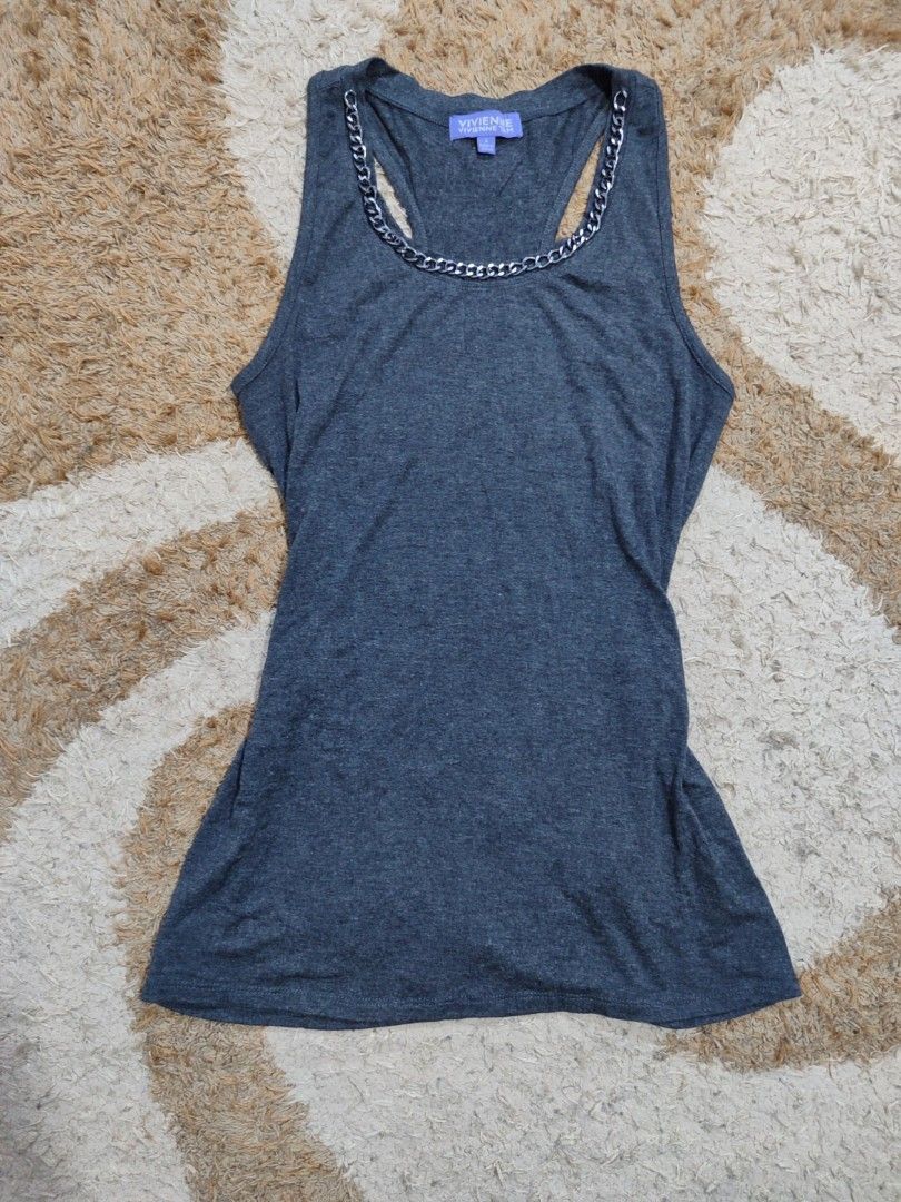 VIVIENNE TAM CHAIN EMBELLISHED RIBBED (Category: Sleeveless) located in Pagadian. Submitted by miraculouspat (Listing ID 1469382749, Image 1). Description: L 25 W 14 10/10 COLOR NO ISSUE AUTHENTIC COLOR MAY VARY DUE TO LIGHT.