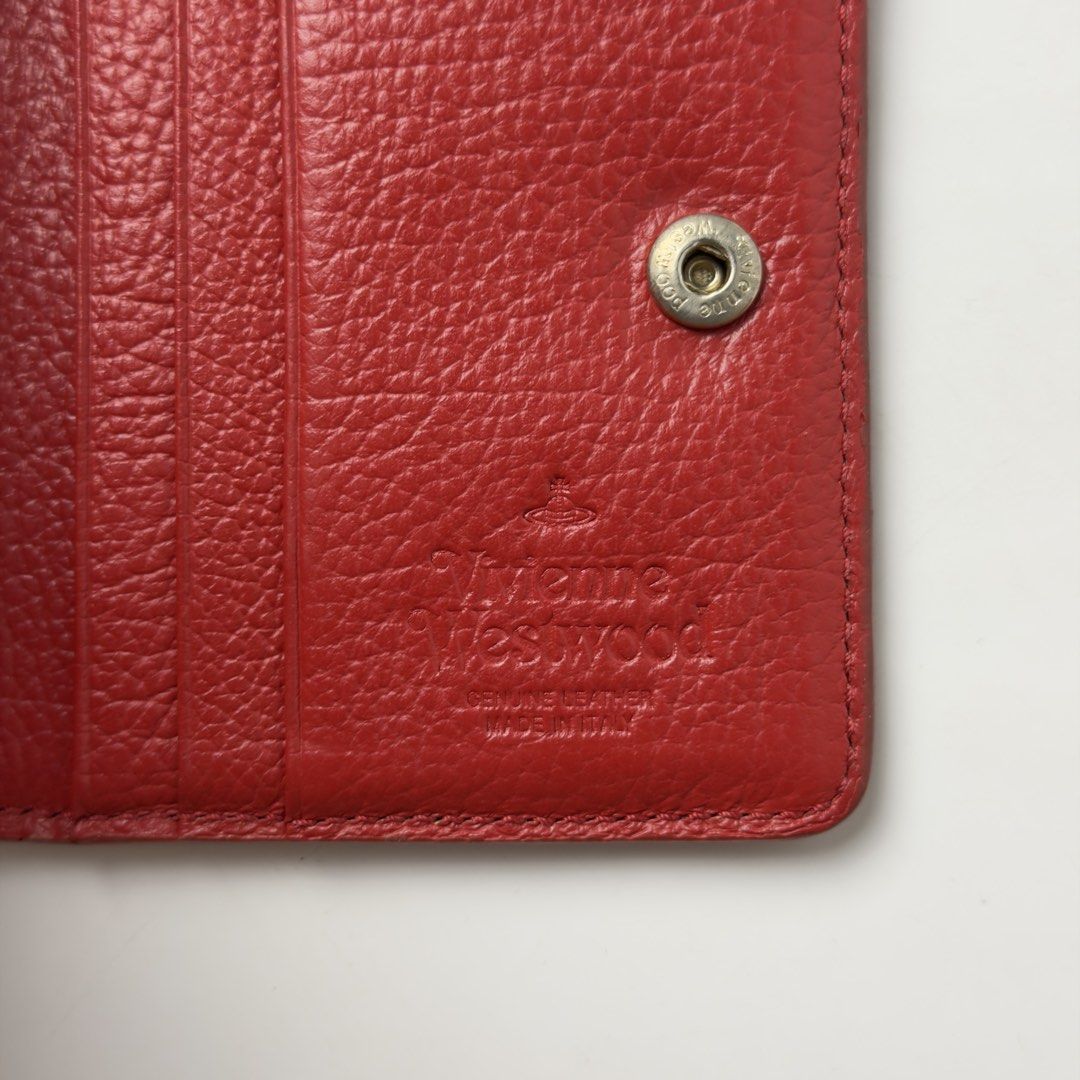 Vivienne Westwood Tri-Fold Wallet (Category: Wallets & Card holders) located in Manila. Submitted by streetsavvy (Listing ID 1469276674, Image 3). Description: Condition: Good condition with signs of use Flaw: rubs on corners Made in Italy.