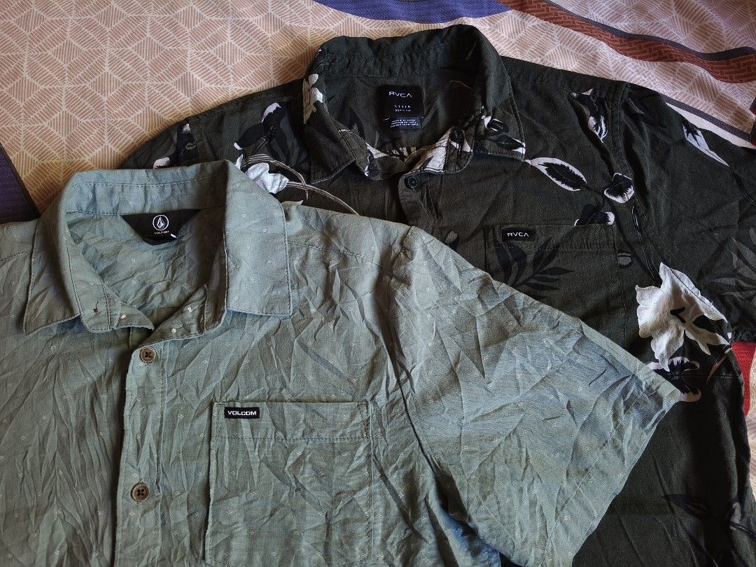 VOLCOM X RVCA SHORTSLEEVE POLO (Category: Tshirts & Polo Shirts ) located in Baguio. Submitted by thriftjc (Listing ID 1469168641, Image 1). Description: ptpa for sale 380 each +sf VOLCOM X RVCA SHORTSLEEVE POLO both fit small mens both large youth on tags 18.5-19x24.5 actual dimes excellent condition both need wash volcom.