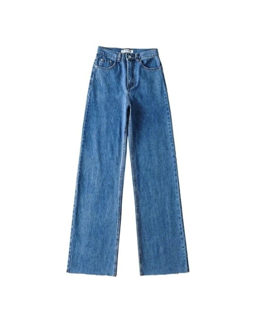 W Studio Straight Loose Denim Jeans (Category: Jeans) located in Pasig City. Submitted by xmbgr (Listing ID 1469251291, Image 1). Description: - Brand: W Studio - Item: Denim Jeans - Color: Blue - Size: Medium (M) - Fit: High waist, wide leg - Condition: Brand new with tags (BNWT), never worn.