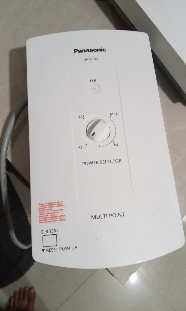 Water heater (Category: Water Heater & Instant Showers) located in Manila. Submitted by mackieboy_756 (Listing ID 1469293721, Image 2). Description: 4months old panasonic hindi masyado nagamit MULTI POINT & SINGLE POINT.