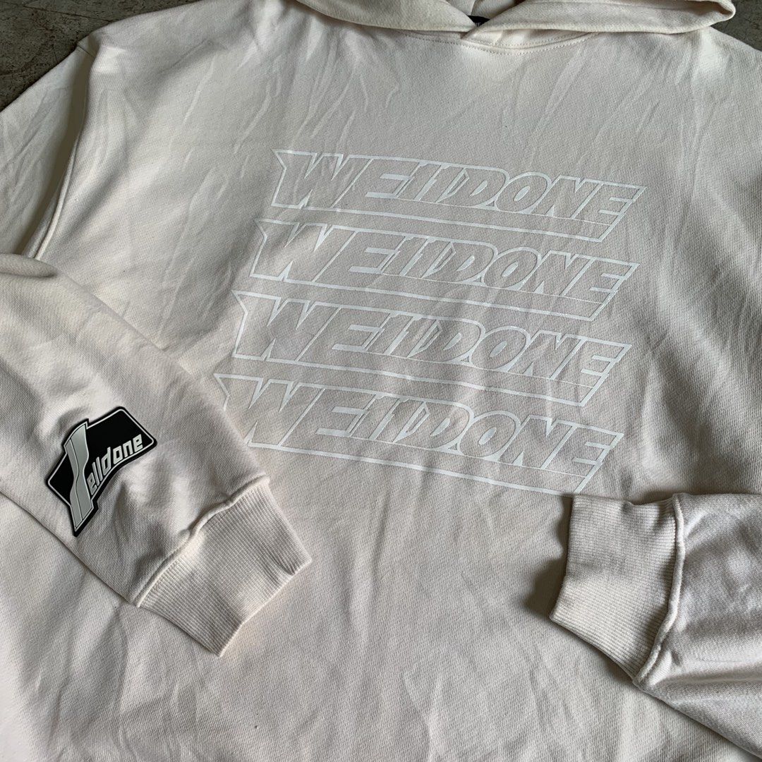 We11done Track White Hoodie Sweatshirt (Category: Hoodies) located in Manila. Submitted by emplysthrift. (Listing ID 1469305992, Image 3). Description: Width "24 Length "29 Excellent Condition Colorrate: 9.3/10 Flaws: None Unli vouch/vc for safe transactions 📲 Location: Laspinas City, Metro Manila, Brngy Talon Uno. 📍 DM IF INTERESTED📥 - Brand: We11done - Color: Off-white - Material: Heavy cotton fleece - Design: Bold layered chest graphic prin