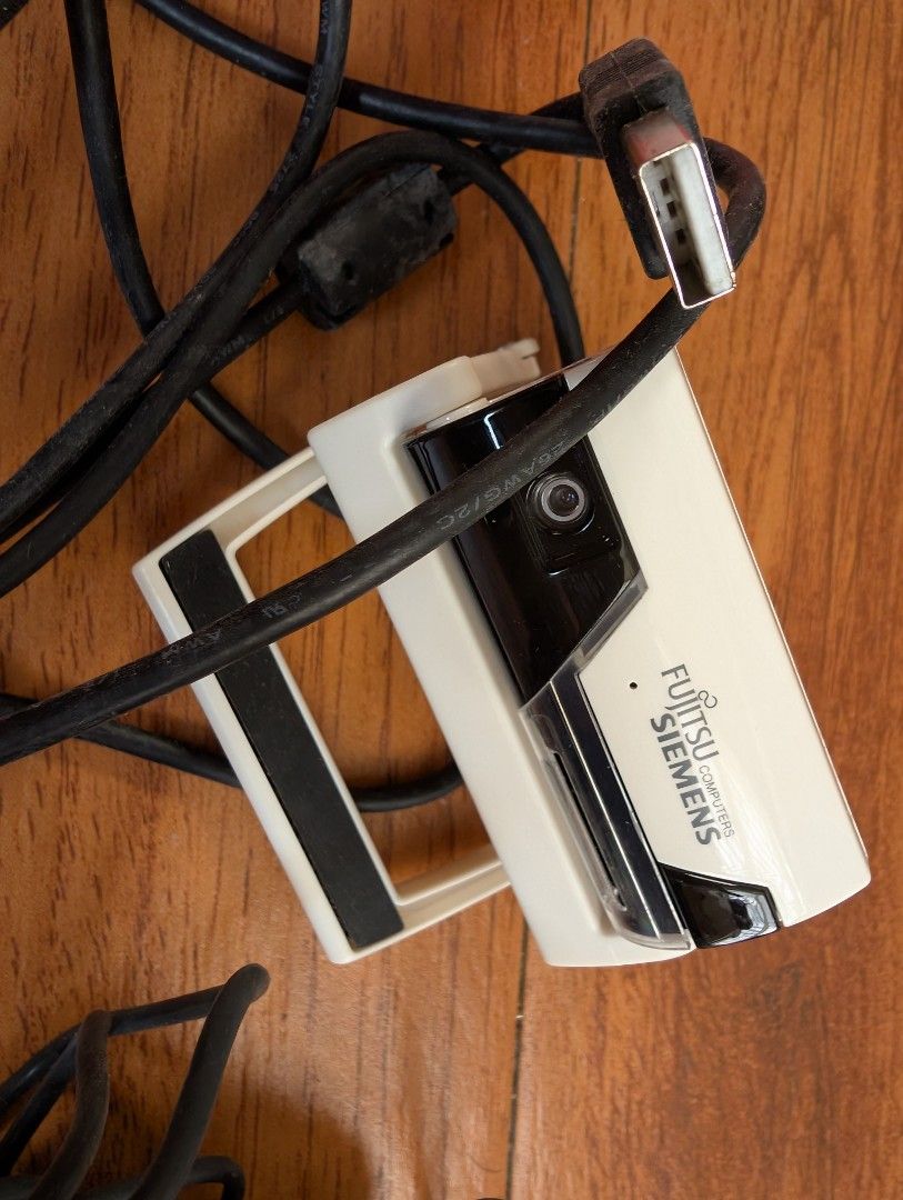 Webcam (set of two) (Category: Webcams) located in Naga. Submitted by kenshin78 (Listing ID 1469321070, Image 2). Description: - As is from Japan Surplus .