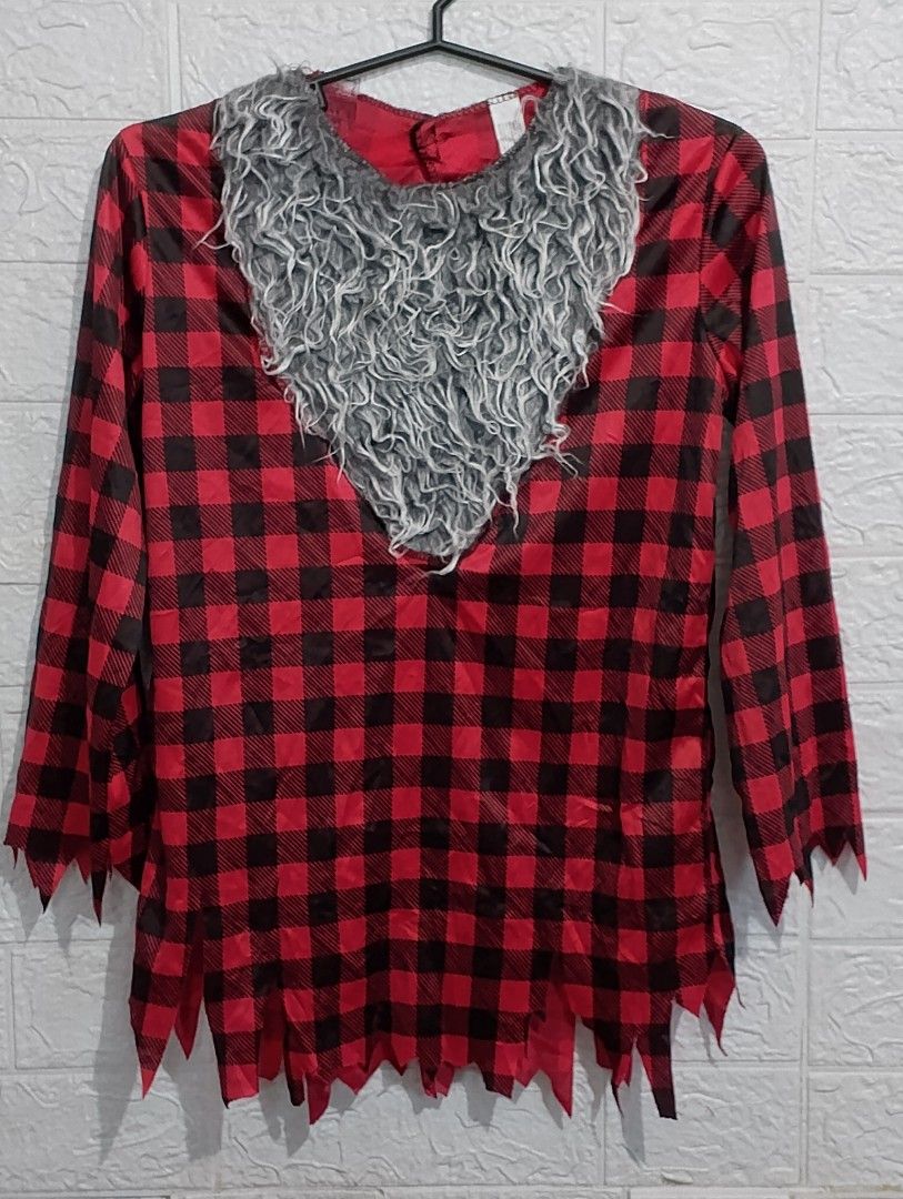 Werewolf Halloween costume (Category: Babies & Kids Fashion) located in Caloocan City. Submitted by zklclo (Listing ID 1469227747, Image 2). Description: Werewolf Halloween costume Size: L-23" x W-17" 5-7y/o Price: 99 pesos only🫰😉 issue: tear MODE OF PAYMENT: 💸GCASH 🛵 SHIPPING: 📦J&T (payment first) 📦LALAMOVE (COD).