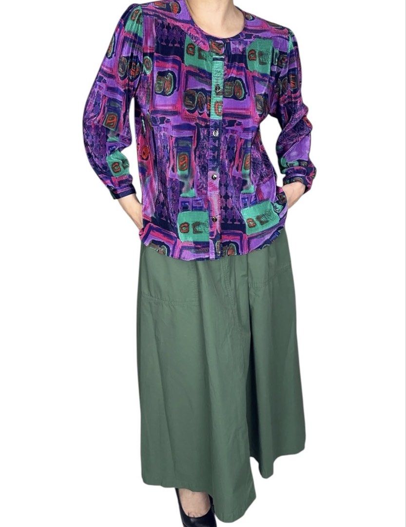 WHIMSYRODE- 90s ABSTRACT PRINT (Category: Blouses) located in Quezon City. Submitted by zzzecond (Listing ID 1469275501, Image 2). Description: ✨ZECOND x WhimsyRode✨ 🔎 Details • Type: Top • Size based on measurements: M-L • Measurements (Estimated w/ allowance) *Chest (Flat): 20.5 *Collar to End of Shoulder: 3.5 *Shoulder to End of Sleeve: 20 *Armpit to Sleeve: 12.5 *Armhole (Flat): 9 *Mid Sleeve (Flat): 6.5 *End of Sleeve - Opening (Flat): 3.5 